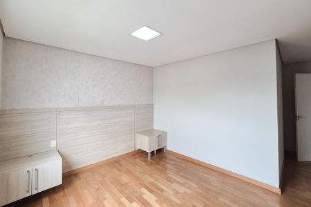 Apartamento à venda com 156m², 3 quartos e 3 vagas Apartamento à venda com 156m², 3 quartos e 3 vagasSuíte 2