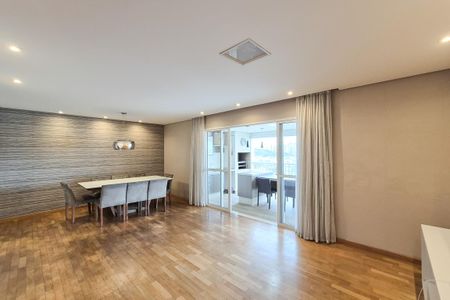 Apartamento à venda com 156m², 3 quartos e 3 vagas Apartamento à venda com 156m², 3 quartos e 3 vagasSala