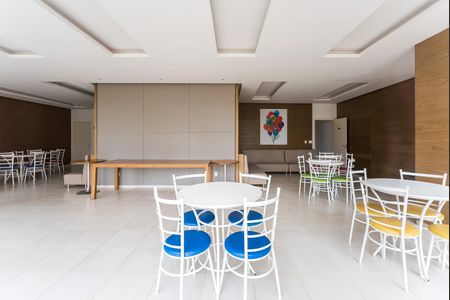 Apartamento à venda com 156m², 3 quartos e 3 vagas Apartamento à venda com 156m², 3 quartos e 3 vagasÁrea comum - Salão de festas