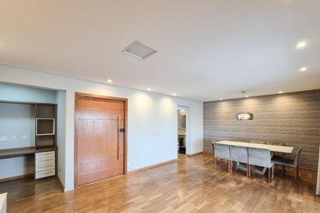 Apartamento à venda com 156m², 3 quartos e 3 vagas Apartamento à venda com 156m², 3 quartos e 3 vagasSala
