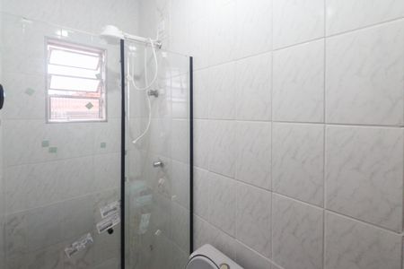 Banheiro de apartamento para alugar com 1 quarto, 22m² em Vila Maria Alta, São Paulo
