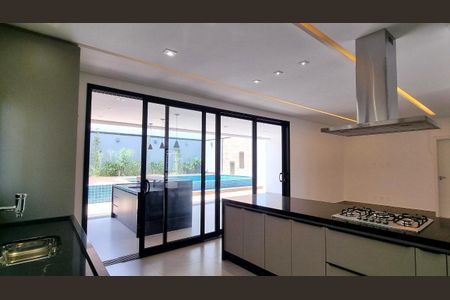 Casa de condomínio para alugar com 347m², 3 quartos e 6 vagas Casa de condomínio para alugar com 347m², 3 quartos e 6 vagasFoto 05