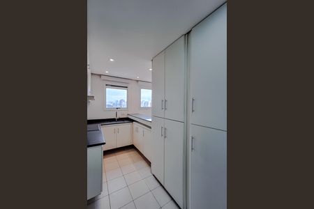 Apartamento para alugar com 65m², 2 quartos e 2 vagas Apartamento para alugar com 65m², 2 quartos e 2 vagasCozinha