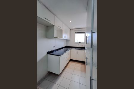 Apartamento para alugar com 65m², 2 quartos e 2 vagas Apartamento para alugar com 65m², 2 quartos e 2 vagasCozinha