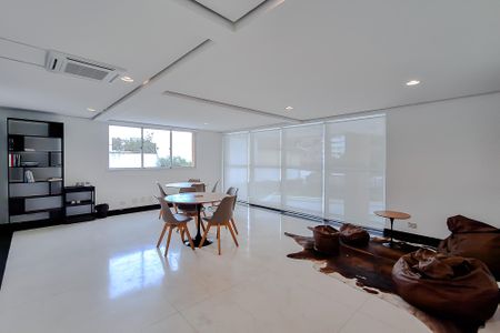 Apartamento para alugar com 65m², 2 quartos e 2 vagas Apartamento para alugar com 65m², 2 quartos e 2 vagasÁrea comum