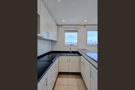 Apartamento para alugar com 65m², 2 quartos e 2 vagas Apartamento para alugar com 65m², 2 quartos e 2 vagasCozinha