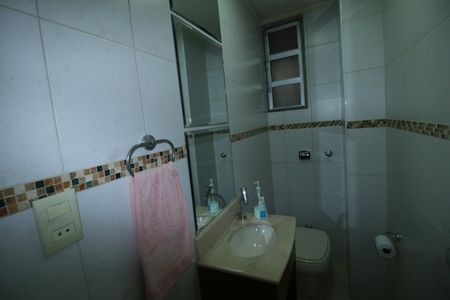 Apartamento à venda com 142m², 3 quartos e 3 vagasBanheiro 3