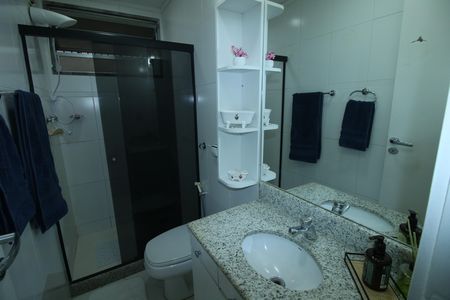 Apartamento à venda com 142m², 3 quartos e 3 vagasBanheiro 2