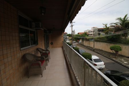 Apartamento à venda com 142m², 3 quartos e 3 vagasVaranda