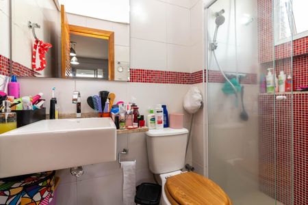 Apartamento para alugar com 75m², 2 quartos e 2 vagas Apartamento para alugar com 75m², 2 quartos e 2 vagasBanheiro da Suíte