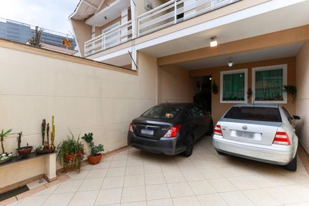 Casa à venda com 168m², 3 quartos e 4 vagas Casa à venda com 168m², 3 quartos e 4 vagasGaragem