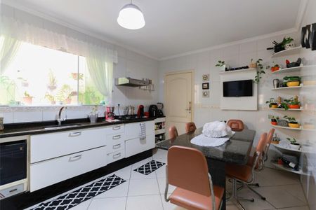 Casa à venda com 168m², 3 quartos e 4 vagas Casa à venda com 168m², 3 quartos e 4 vagasCozinha