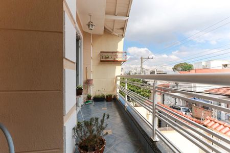Casa à venda com 168m², 3 quartos e 4 vagas Casa à venda com 168m², 3 quartos e 4 vagasVaranda da suíte 1