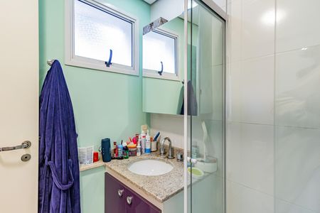 Apartamento à venda com 178m², 5 quartos e 3 vagasBanheiro da Suíte 2