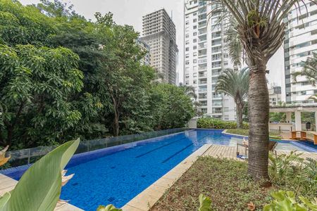 Apartamento à venda com 178m², 5 quartos e 3 vagasÁrea comum - Piscina