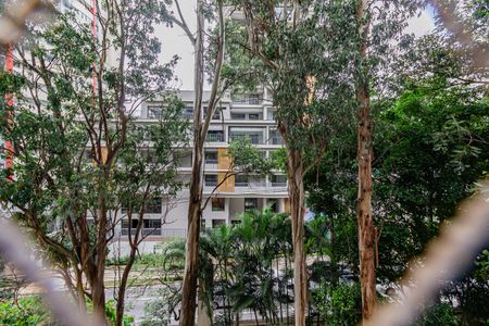 Apartamento à venda com 178m², 5 quartos e 3 vagasVista da Suíte  1