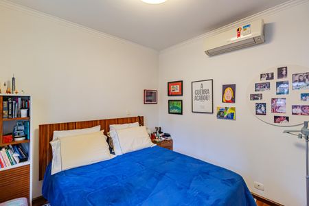 Apartamento à venda com 178m², 5 quartos e 3 vagasSuíte 1