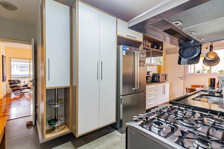 Apartamento à venda com 178m², 5 quartos e 3 vagasCozinha