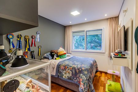 Apartamento à venda com 178m², 5 quartos e 3 vagasSuíte 2