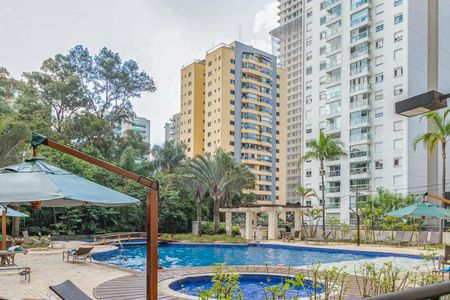 Apartamento à venda com 178m², 5 quartos e 3 vagasÁrea comum - Piscina
