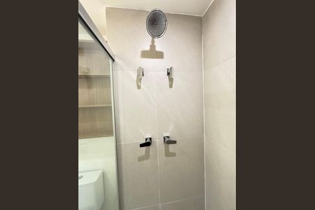 Apartamento para alugar com 35m², 1 quarto e sem vaga Apartamento para alugar com 35m², 1 quarto e sem vagaBanheiro da Suíte
