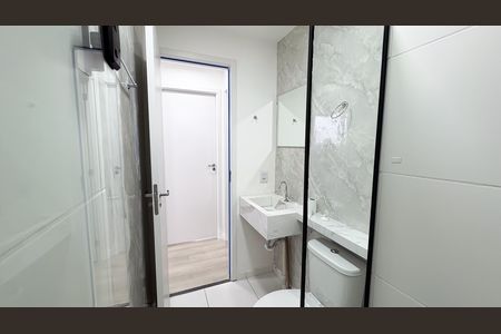 Apartamento para alugar com 39m², 2 quartos e 1 vaga Apartamento para alugar com 39m², 2 quartos e 1 vagaBanheiro