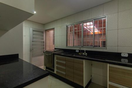 Casa para alugar com 80m², 2 quartos e sem vaga Casa para alugar com 80m², 2 quartos e sem vagaCozinha