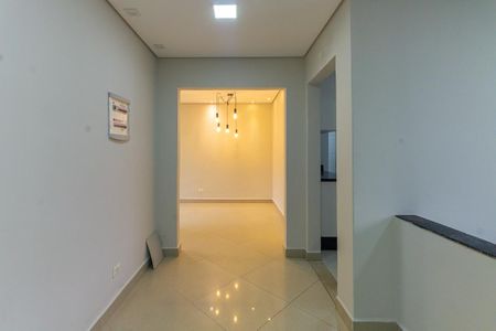 Casa para alugar com 80m², 2 quartos e sem vaga Casa para alugar com 80m², 2 quartos e sem vagaHall