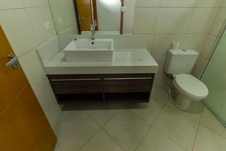 Casa para alugar com 80m², 2 quartos e sem vaga Casa para alugar com 80m², 2 quartos e sem vagaBanheiro