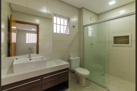 Casa para alugar com 80m², 2 quartos e sem vaga Casa para alugar com 80m², 2 quartos e sem vagaBanheiro