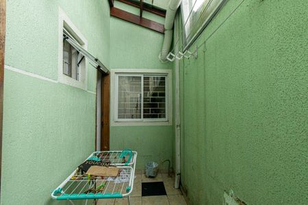 Casa à venda com 180m², 3 quartos e 3 vagas Casa à venda com 180m², 3 quartos e 3 vagasÁrea de Serviço