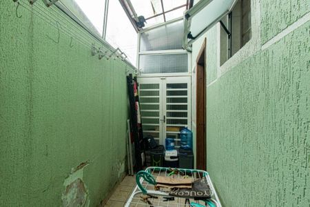 Casa à venda com 180m², 3 quartos e 3 vagas Casa à venda com 180m², 3 quartos e 3 vagasÁrea de Serviço