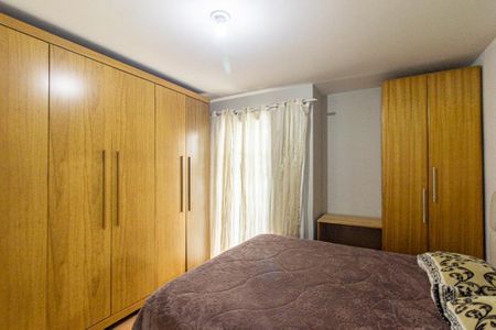Casa à venda com 180m², 3 quartos e 3 vagas Casa à venda com 180m², 3 quartos e 3 vagasQuarto 2 Suite