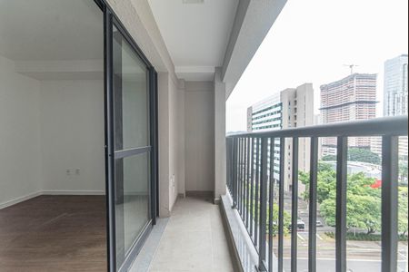 Varanda de kitnet/studio para alugar com 1 quarto, 29m² em Vila Cordeiro, São Paulo
