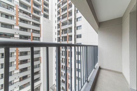 Varanda de kitnet/studio para alugar com 1 quarto, 29m² em Vila Cordeiro, São Paulo