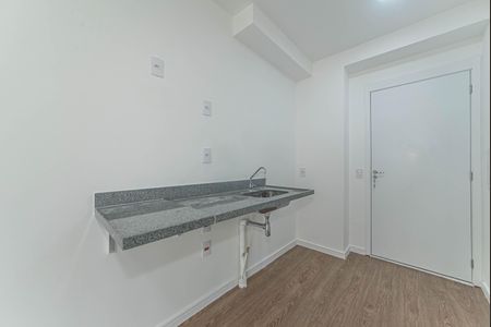 Cozinha de kitnet/studio para alugar com 1 quarto, 29m² em Vila Cordeiro, São Paulo