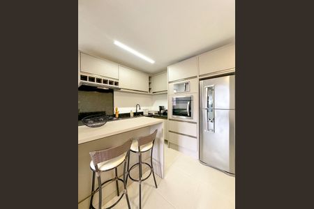 Apartamento para alugar com 94m², 3 quartos e 2 vagasCozinha