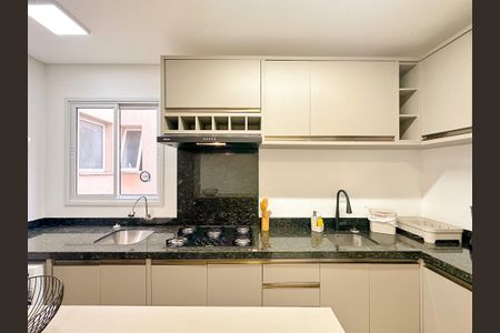 Apartamento para alugar com 94m², 3 quartos e 2 vagasCozinha
