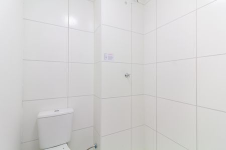 Apartamento para alugar com 37m², 2 quartos e sem vaga Apartamento para alugar com 37m², 2 quartos e sem vagaBanheiro