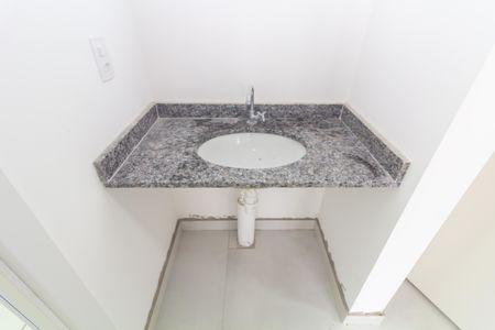 Apartamento para alugar com 37m², 2 quartos e sem vaga Apartamento para alugar com 37m², 2 quartos e sem vagaBanheiro