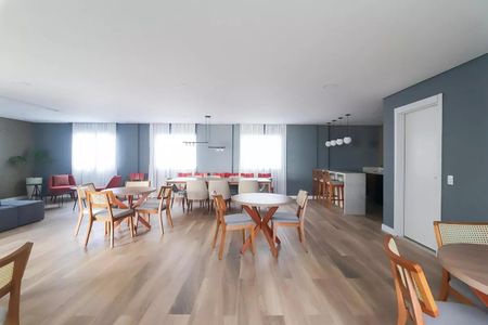 Apartamento para alugar com 37m², 2 quartos e sem vaga Apartamento para alugar com 37m², 2 quartos e sem vagaÁrea comum - Salão de festas