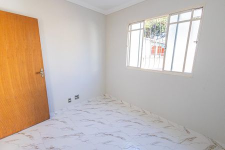 quarto 1 de casa de condomínio para alugar com 2 quartos, 55m² em Copacabana, Belo Horizonte
