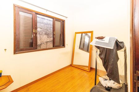 Quarto 1 de casa à venda com 5 quartos, 198m² em Jardim Consorcio, São Paulo