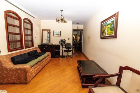 Casa à venda com 5 quartos, 198m² em Jardim Consorcio, São Paulo