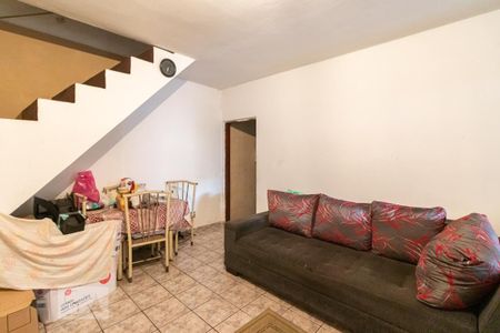 Sala de casa à venda com 3 quartos, 125m² em Vila Nhocuné, São Paulo