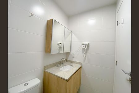 Studio para alugar com 26m², 1 quarto e sem vaga Studio para alugar com 26m², 1 quarto e sem vagaBanheiro
