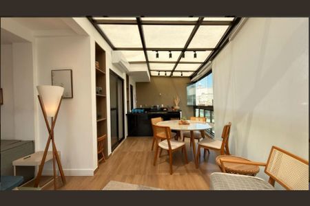 Apartamento para alugar com 178m², 2 quartos e 3 vagas Apartamento para alugar com 178m², 2 quartos e 3 vagasVaranda