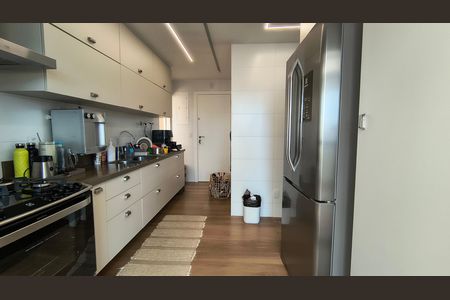 Apartamento para alugar com 178m², 2 quartos e 3 vagas Apartamento para alugar com 178m², 2 quartos e 3 vagasCozinha e Área de Serviço