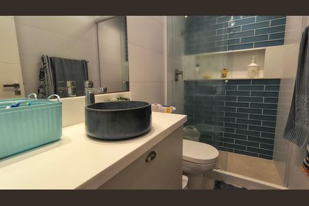 Apartamento para alugar com 178m², 2 quartos e 3 vagas Apartamento para alugar com 178m², 2 quartos e 3 vagasBanheiro da Suíte 2