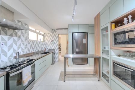 Apartamento à venda com 145m², 3 quartos e 1 vaga Apartamento à venda com 145m², 3 quartos e 1 vagaCozinha